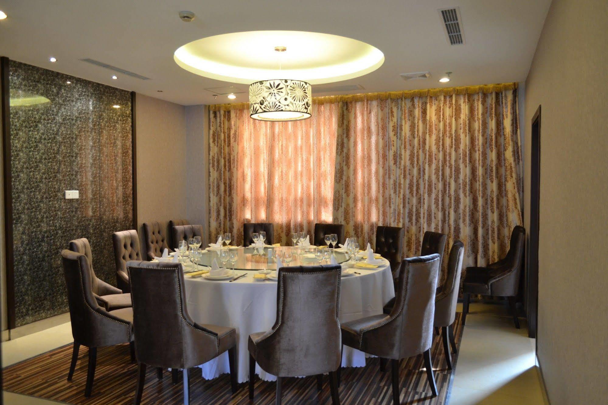 Hotel Jingyue Boutique 3*